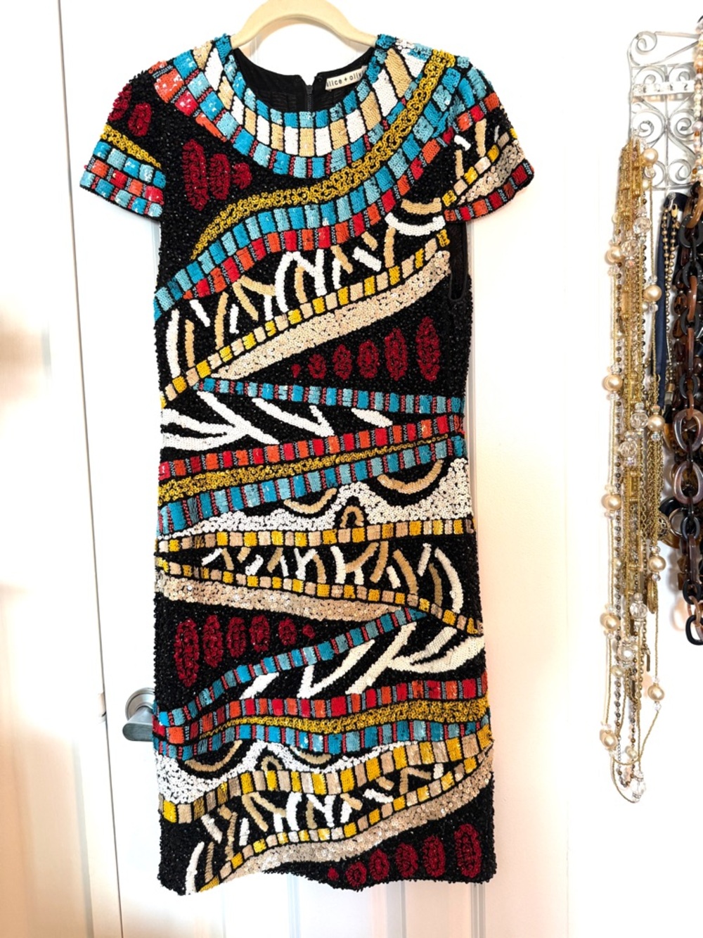 🎀 Stunning ALICE & OLIVIA DRESS 14 multicolor sequins lined 🎀